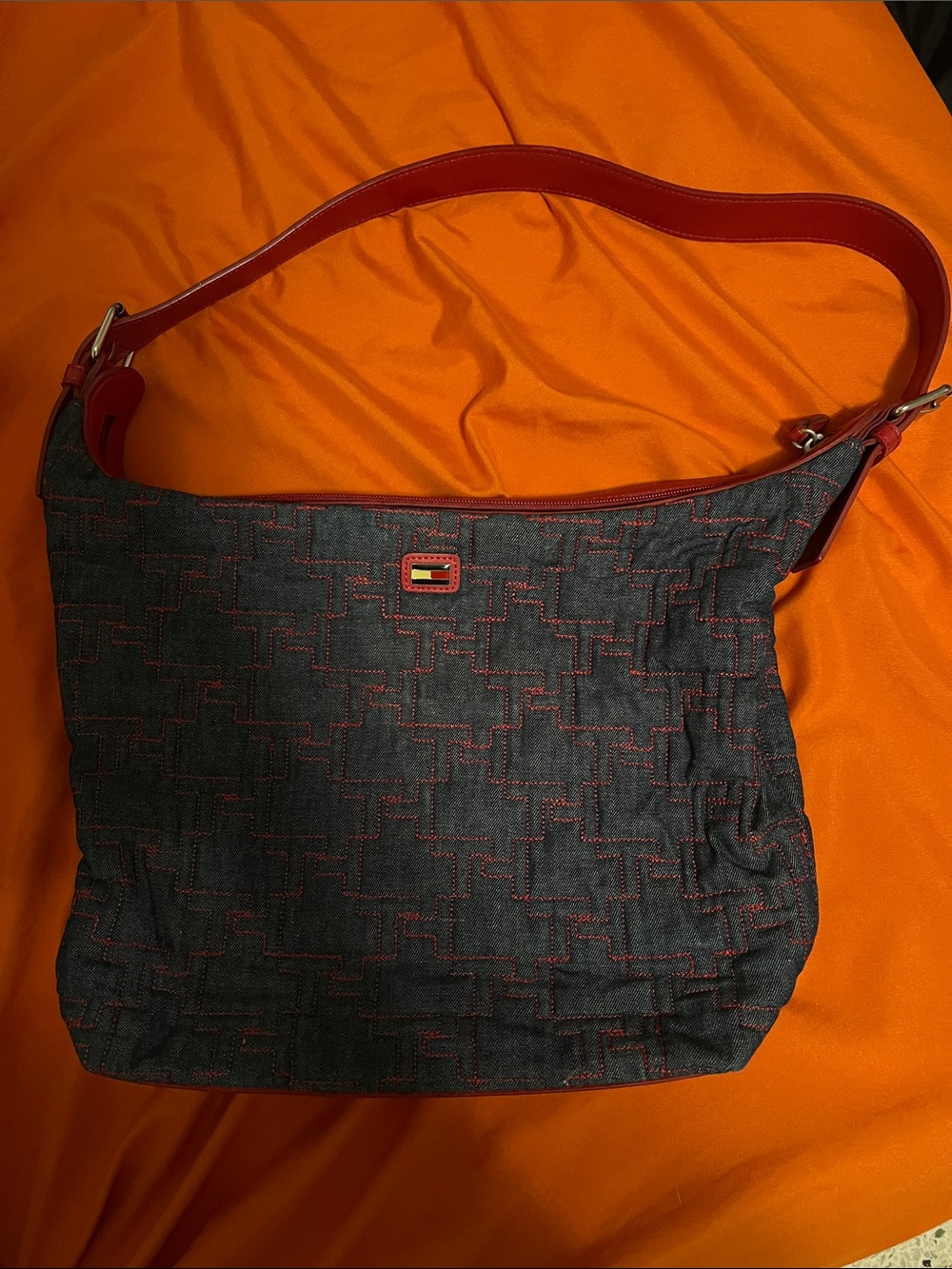 Tommy Hilfiger Navy Canvas Messenger Bag with Red Trim